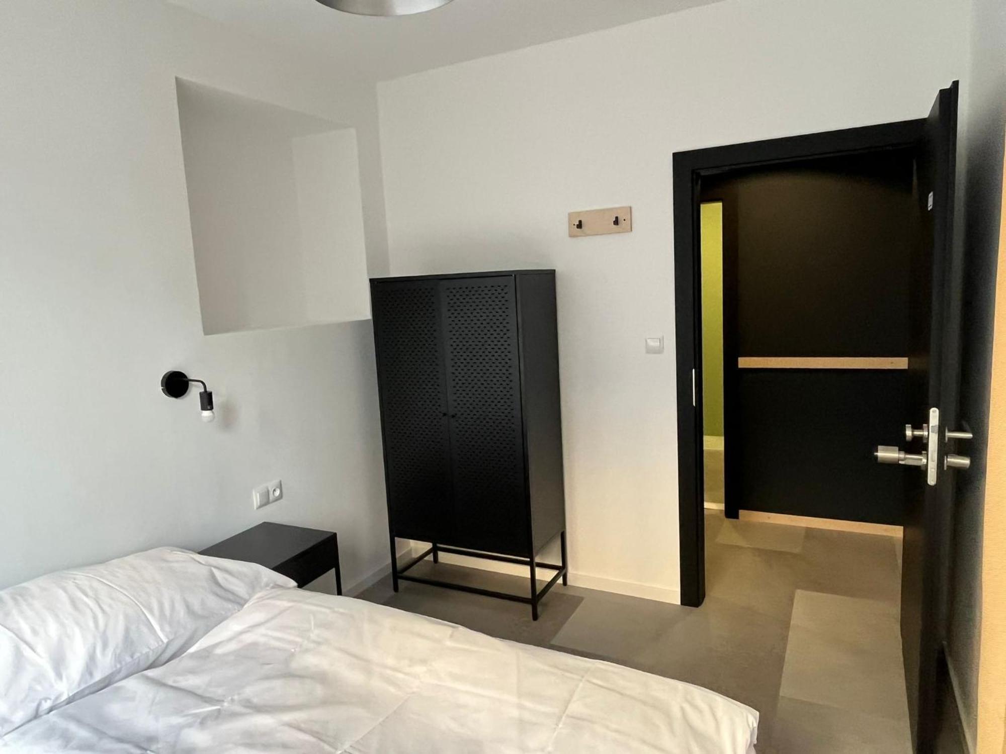 Izy Stay Hostel Bratislava Esterno foto